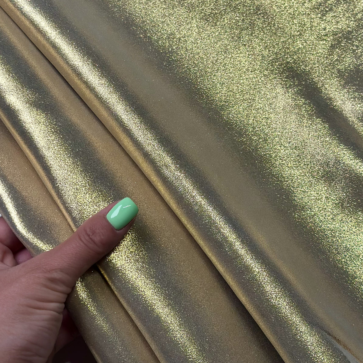 Glittery Light Gold Lambskin Leather 0.8mm (2oz) Glimmer 1731