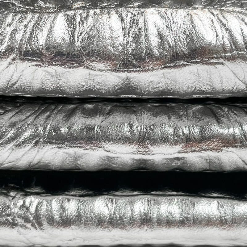 Metallic Silver Alligator Print Lambskin 0.6mm/1.5oz / SILVER ALLIGATOR 1211