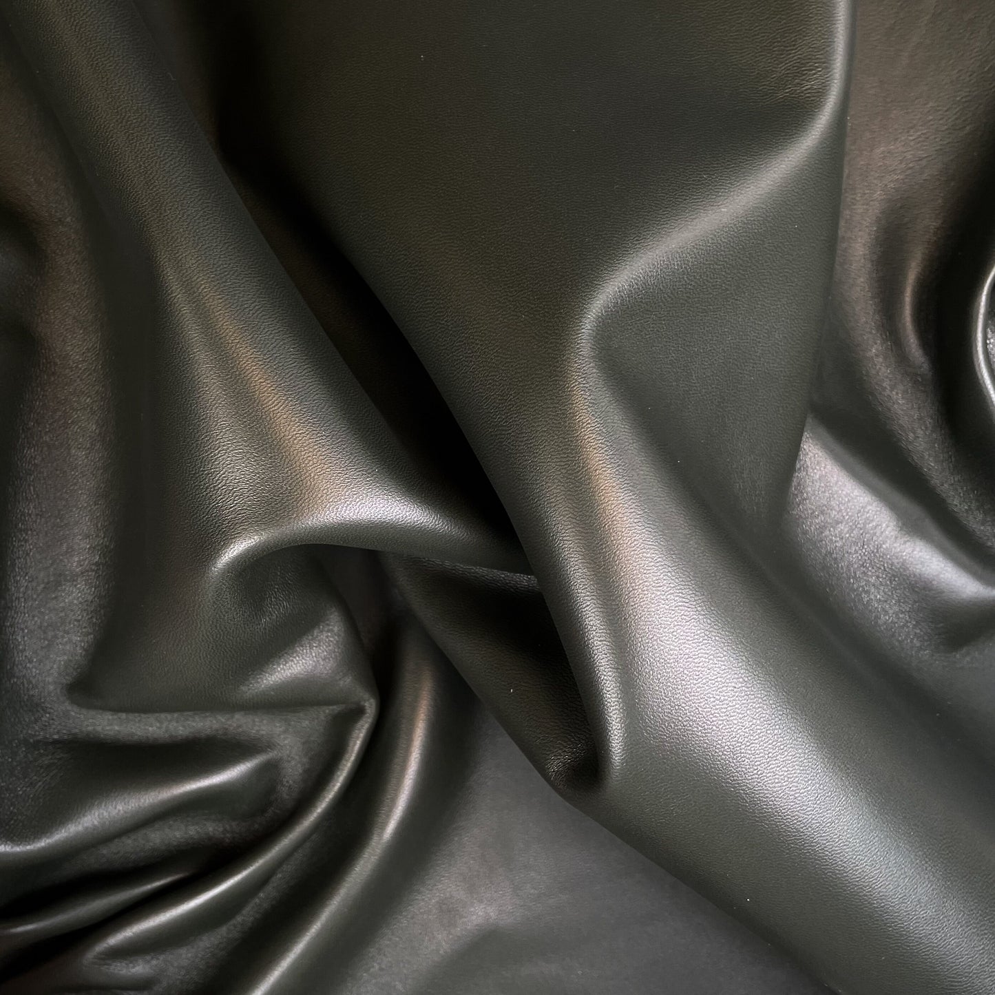 Dark Green Lambskin Leather 0.9mm/2.25oz / SALUTE 273