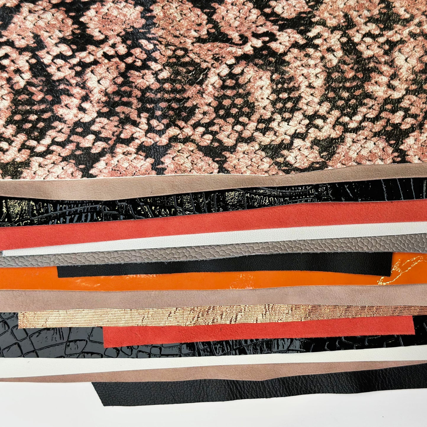 Limited Lambskin Scraps 80 g // 200 g Snake Print, Suede, Lambskin 0.6-1.2mm//1.5-3oz