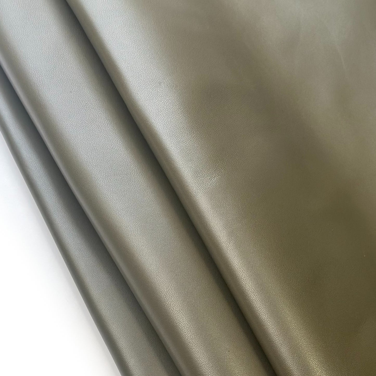 Khaki Green Lambskin Leather 0.9mm//2.25oz KHAKI 1645