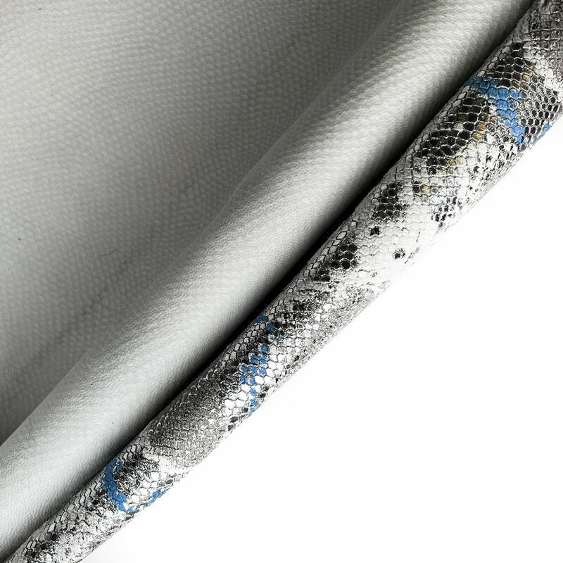 White Snake Print Lambskin With Silver And Blue 0.9mm/2.25oz / ONTARIO SNAKE 1091