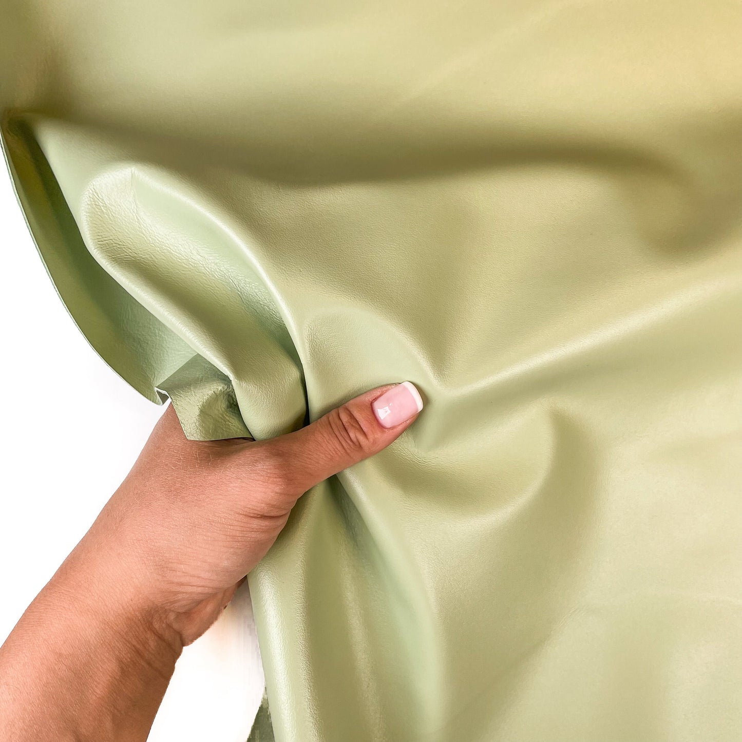 Dusky Mint Green Lambskin 0.9mm/2.5oz / HEMLOCK 723