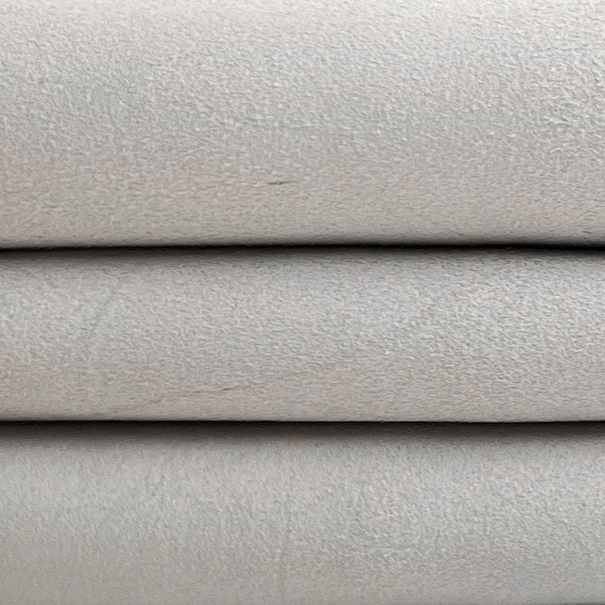 Light Gray Suede Lambskin Thick Soft 1.0 mm/ 2.5 oz / MICRO CHIP 222