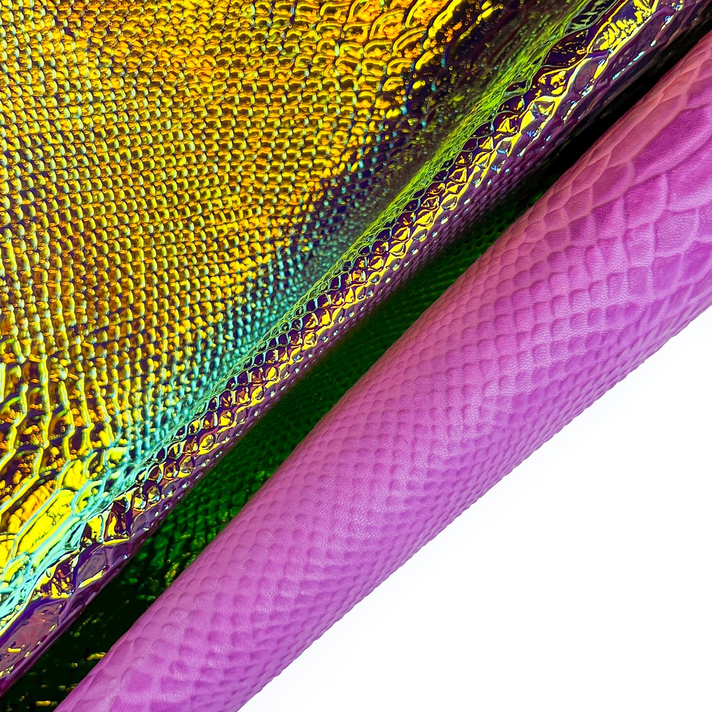 Holographic Lambskin With Snake Print 0.7mm/1.75oz Pink HOLO SNAKE 1459