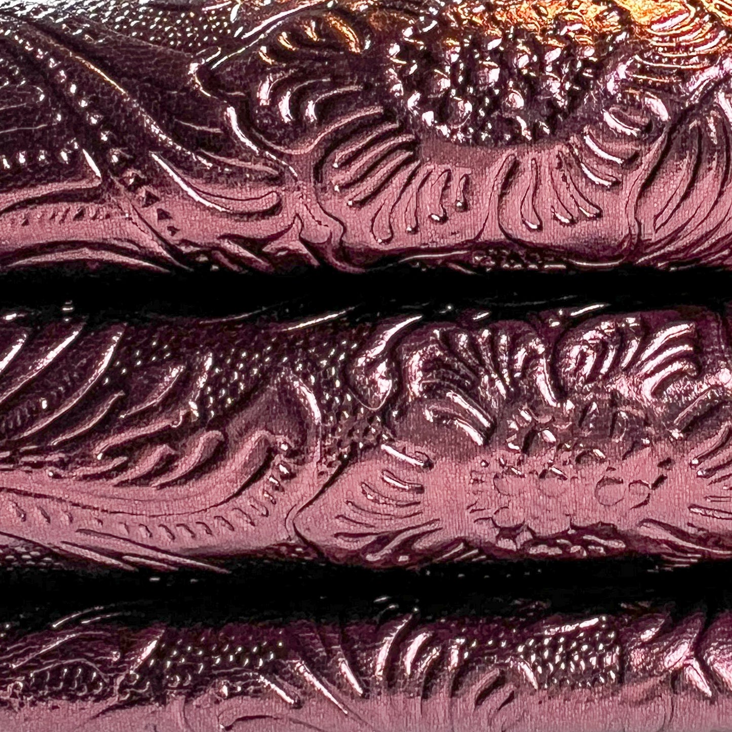 Metallic Dark Burgundy Lambskin With Print 0.7-0.8mm/1.75-2oz BURGUNDY FLOWERS 1521