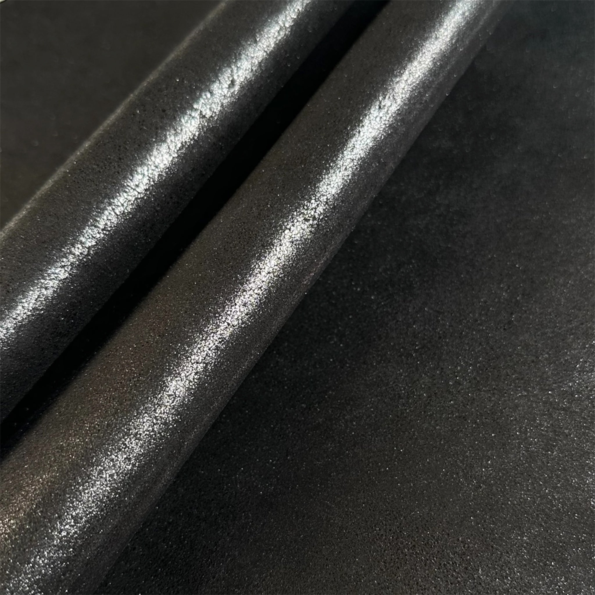 Shiny Metallic Black Lambskin BLACK SHINE 1566 Soft 0.8mm/2oz