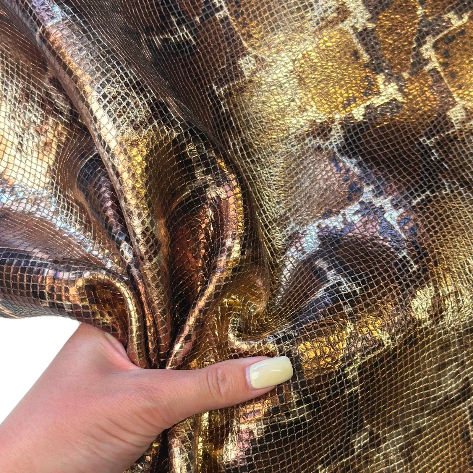 Unique Bronze Metallic Lambskin 1.1-1.2mm/2.75-3oz Bronze Snake 1636