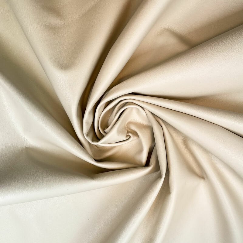 Creamy White Lambskin Leather 0.7mm /1.75oz / TOFU 1112