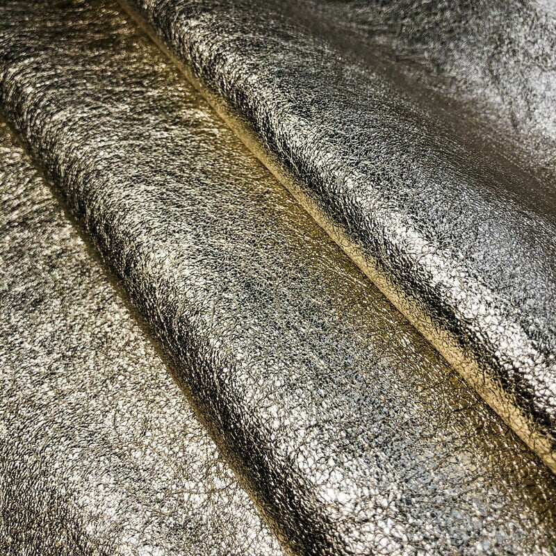 Sparkly Light Gold Lambskin Leather 0.8mm/2oz / CRUNCHY LIGHT GOLD 994