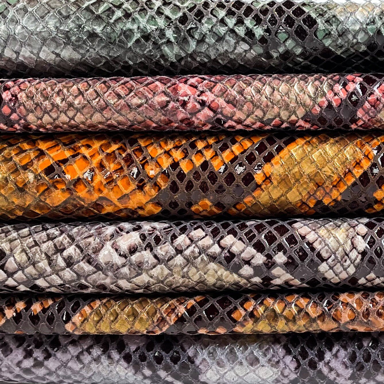 Colorful Snakeskin Print Lambskin Leather 0.7-1.2mm/1.75-3oz / SPRING SNAKE MIX 1336