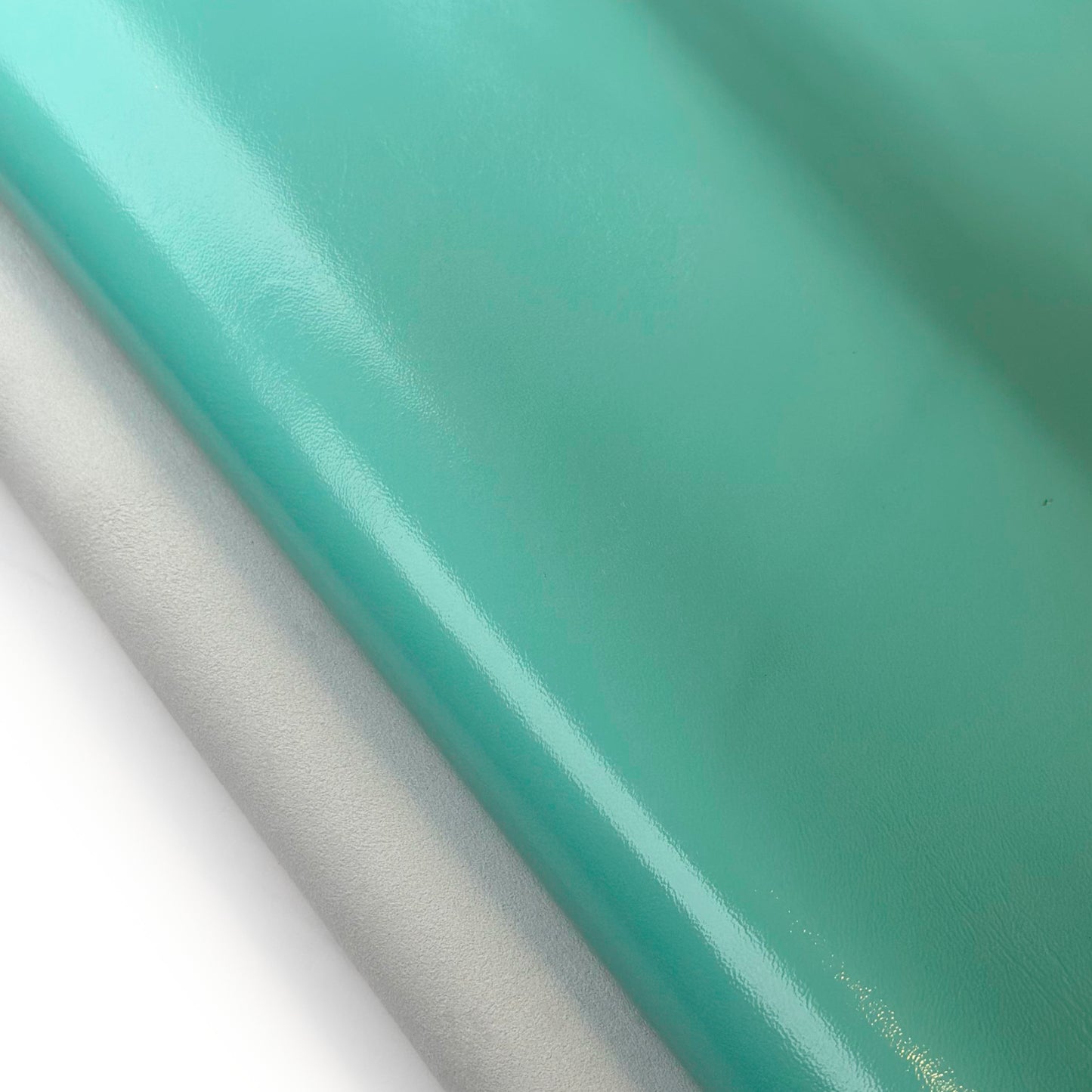 Aqua Glossy Lambskin Leather 1.4mm//3.5oz MINT AQUA 1659