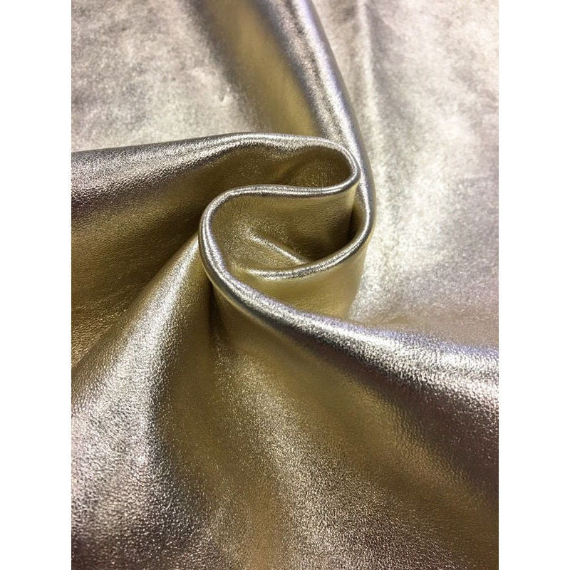 Gold Metallic Lambskin MARY'S GOLD 159 / 0.9mm/2.25oz