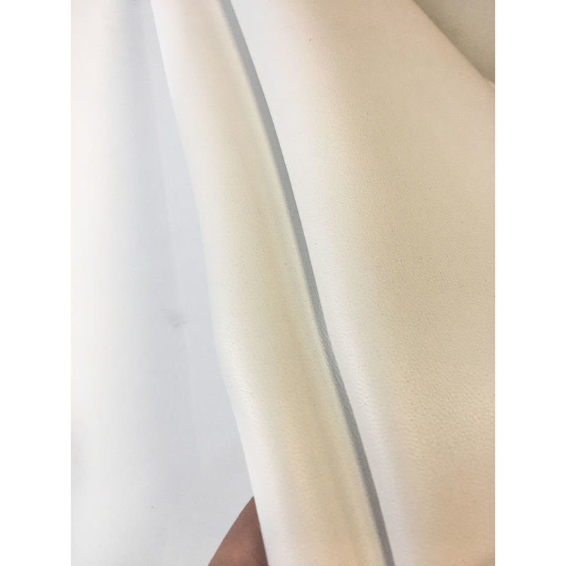 White Lambskin Suede 0.9mm/2.25oz / WHITE ALYSSUM 886