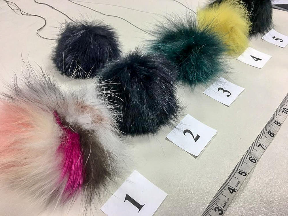 Real Fox Fur Pom Pom Large Keychains Handbag Charm Mix Color