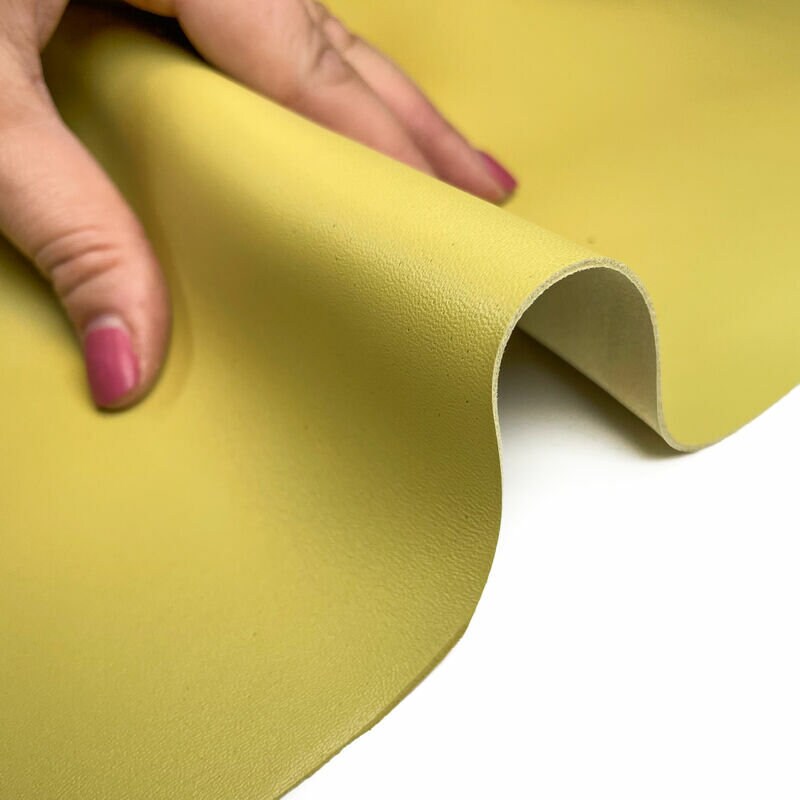 Light Green Lambskin Hides 0.7mm/1.75oz / LIMA BEAN 1166