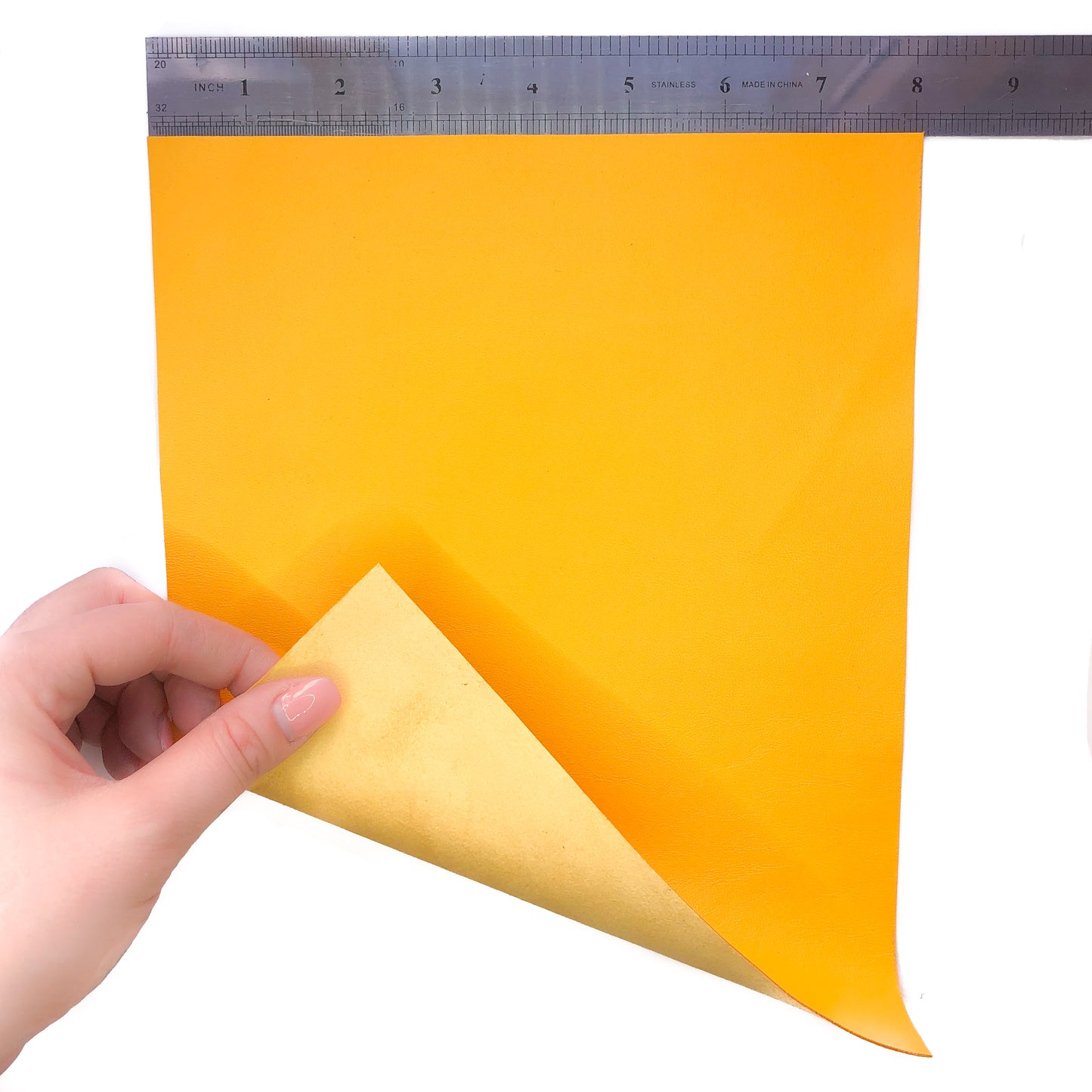 Yellow Leather Sheets 1.75oz/0.7mm / PRIMROSE YELLOW 758