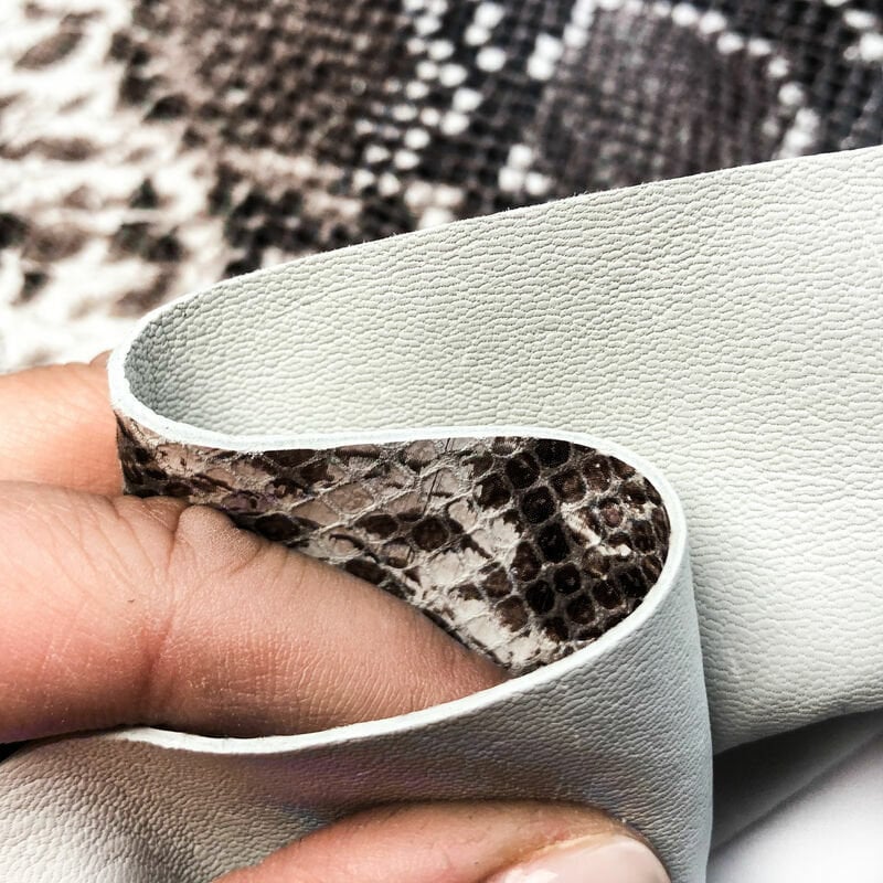 Shiny Snakeskin Print Lambskin Leather 0.9mm/2.25oz / BROWN WHITE SNAKE 981