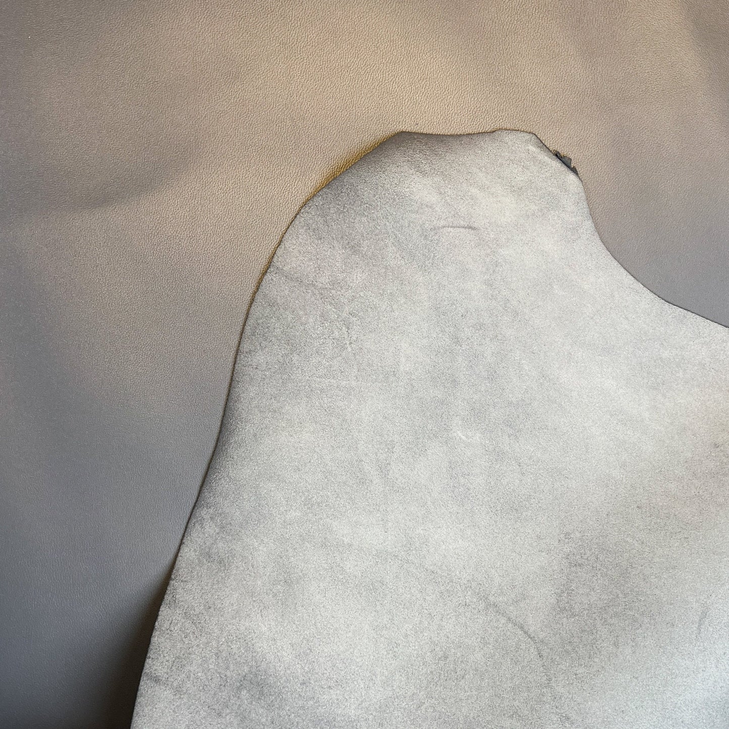 Blue Gray Lambskin 0.8mm/2oz / STRATOSPHERE GRAY 857