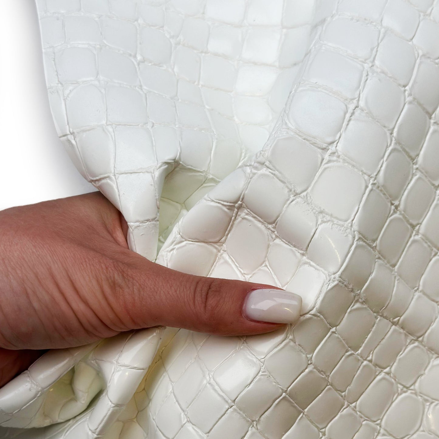 White Patent Lambskin With Crocodile Print 1.1-1.2mm WHITE CROCO 1589