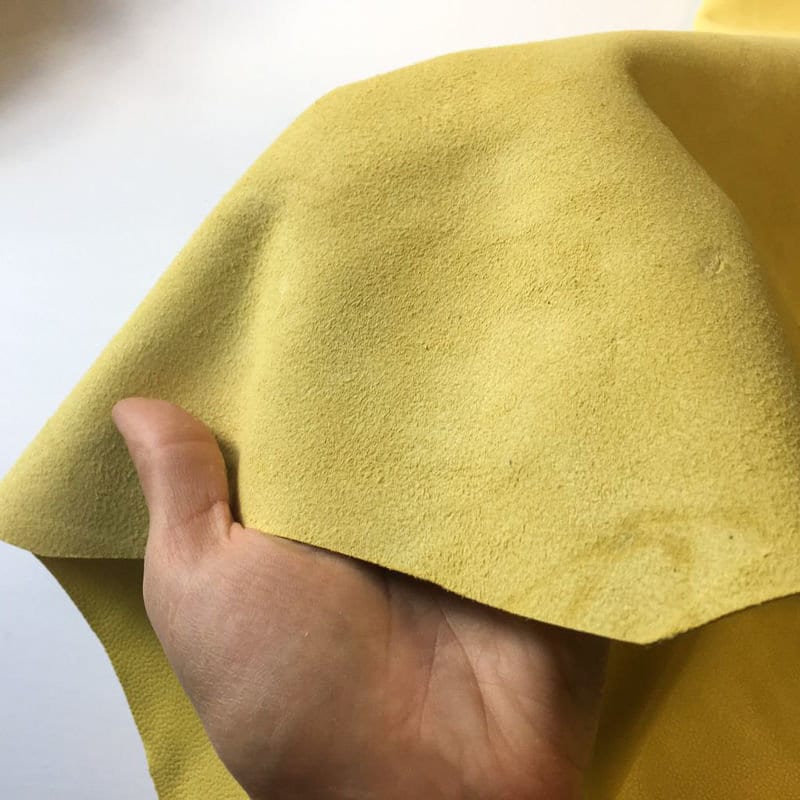 Yellow Pebbled Lambskin Leather 0.9mm/2.25oz / YELLOW CREAM 844
