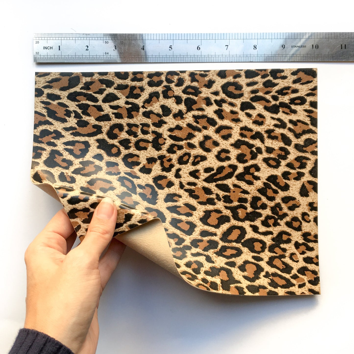Leopard Lambskin Sheets 1.5oz/0.6mm / LEOPARD 695