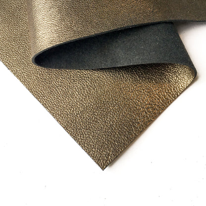 Dark Gold Metallic Leather Sheets  2.5oz/1.0mm / BRASS 650