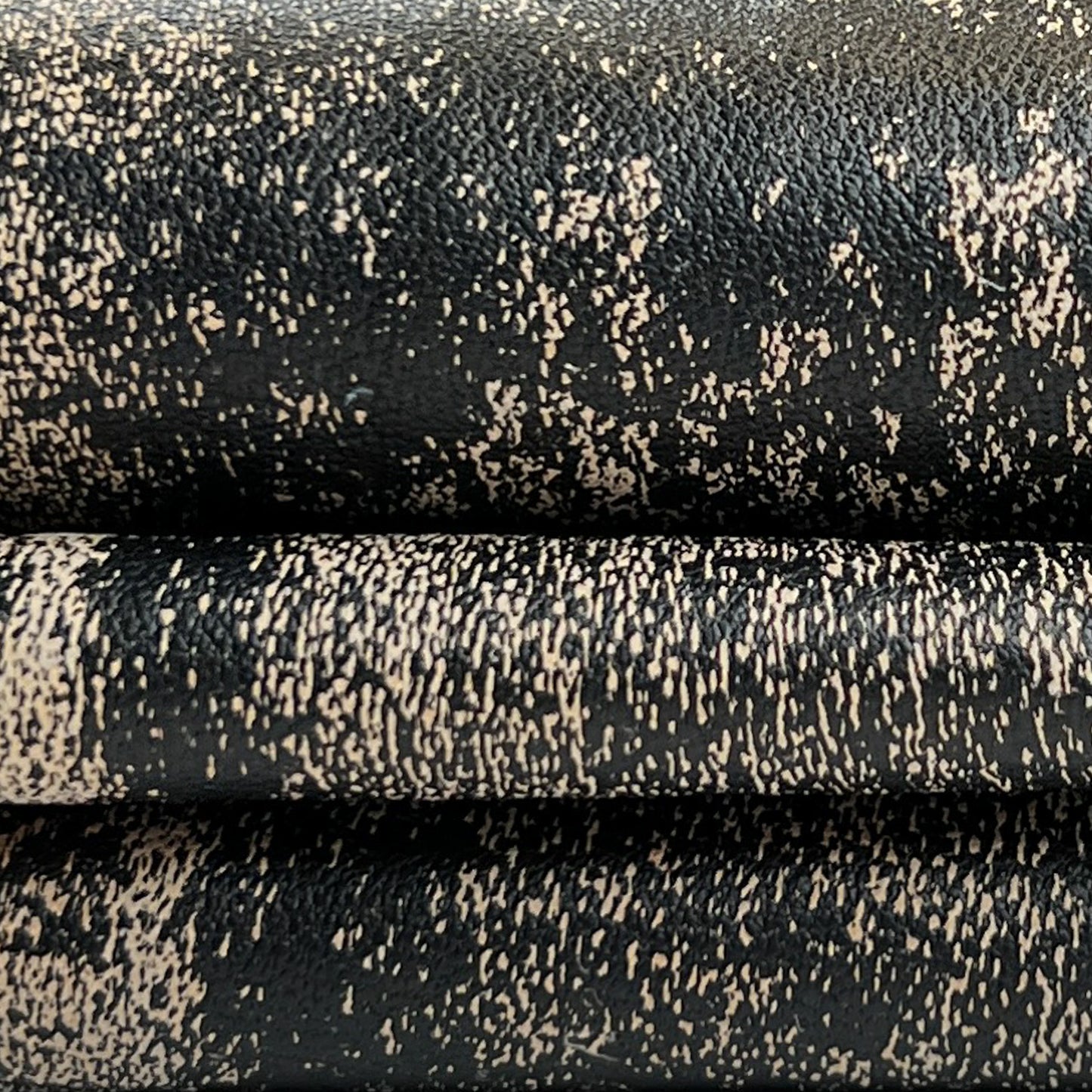 Taupe Black Lambskin With Vintage Print  0.6-0.7mm/1.5-1.75oz TAUPE VINTAGE 1475