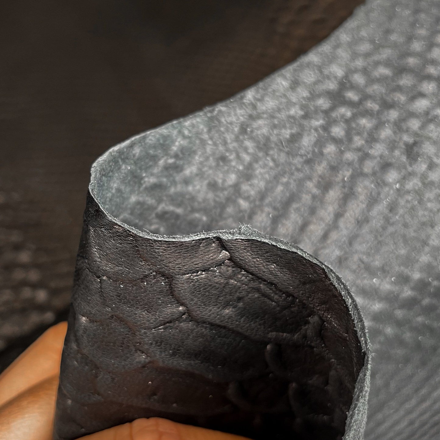 Black Snakeskin Lambskin Leather 0.8mm/2oz / BLACK SNAKE 598