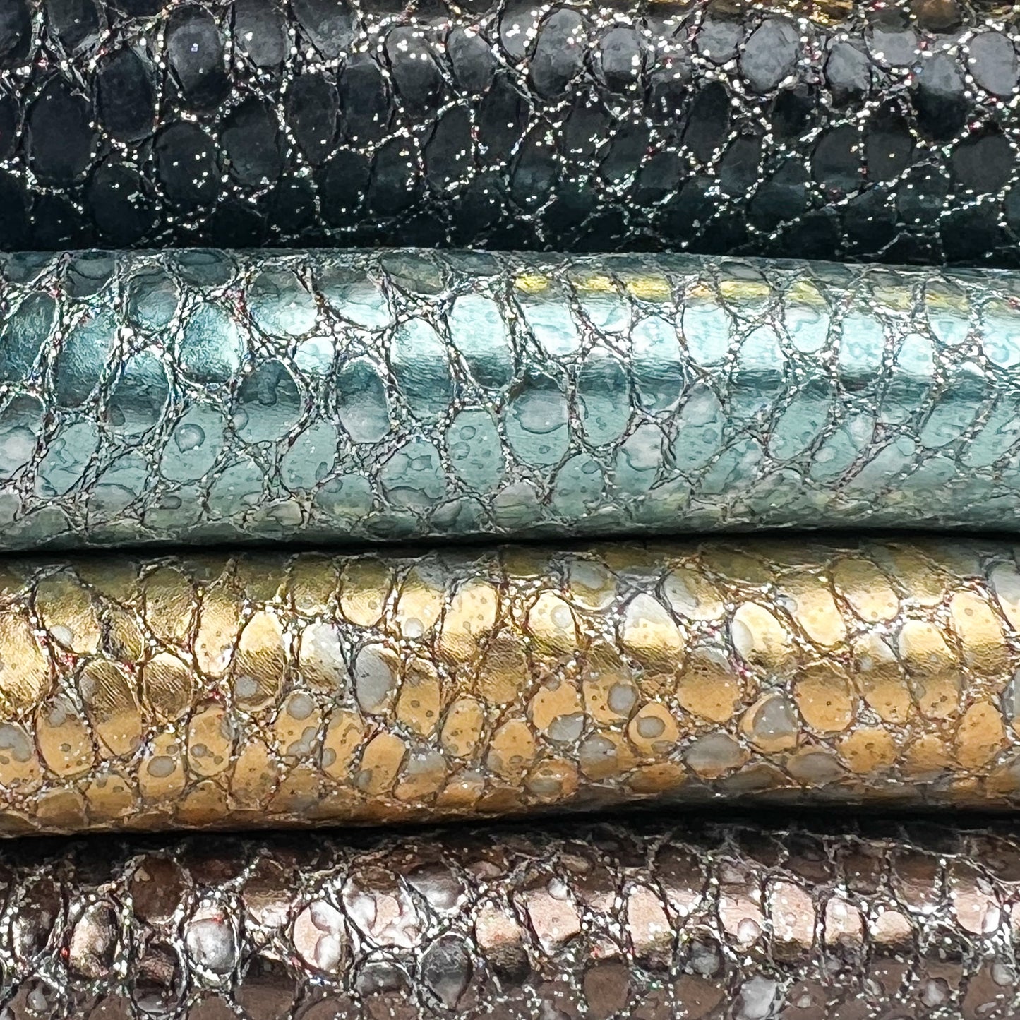 Metallic Sparkle Reptile Embossed Leather  0.8-1.1mm/2-2.75oz REPTILE MIX 1510