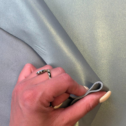 Green Perlamtured Lambskin Leather Blue Gray Hue 0.9mm/2.25oz Pearl Mint 1629
