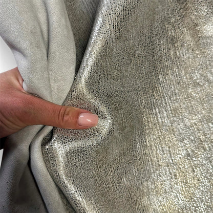 Silver Metallic Lambskin With Texture 1-1.1mm/2.5-2.75oz TEXTURED SILVER 1539