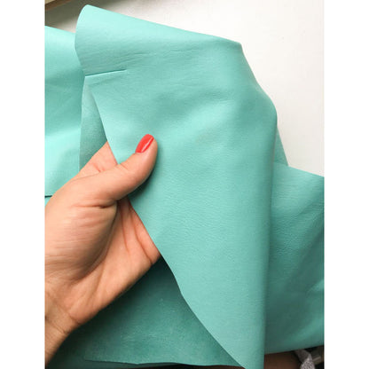 Mint Lambskin Leather Hides 0.8mm/2oz / MINT GREEN 645