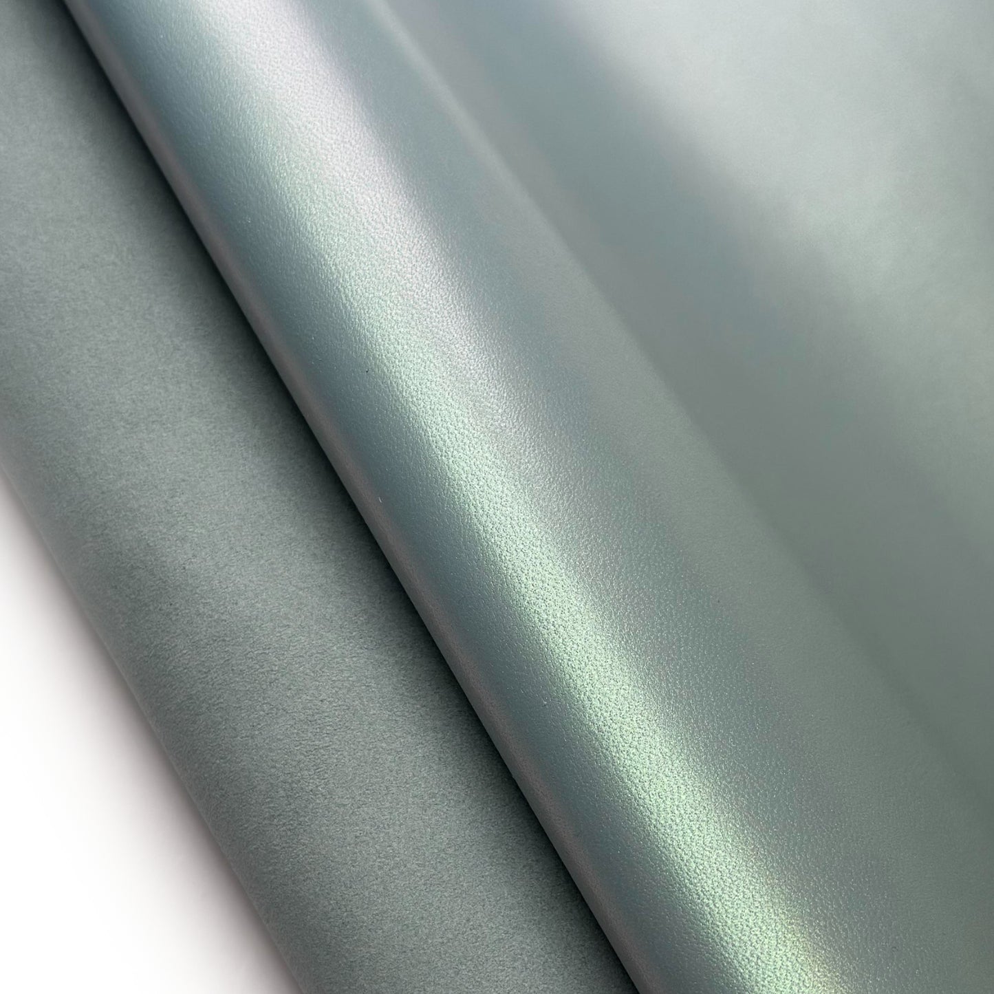 Green Perlamtured Lambskin Leather Blue Gray Hue 0.9mm/2.25oz Pearl Mint 1629