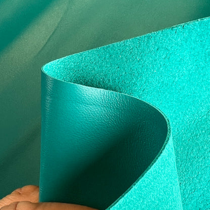 Green Lambskin  0.6-0.7mm/1.5-1.75oz / QUETZAL GREEN 1496