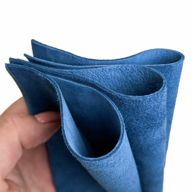 Blue Suede Lambskin Sheets 0.7mm/1.75oz / CLASSIC BLUE SUEDE 1199