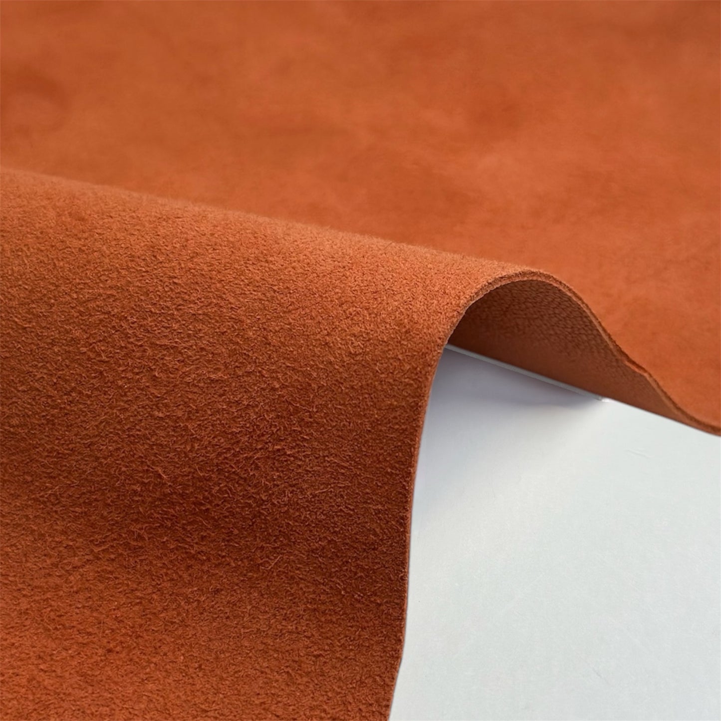 Orange Suede Lambskin  1-1.1mm/2.5-2.75oz PEACH 1574