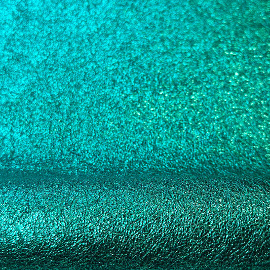 Greenish-blue Hue Metallic Lambskin Leather 1mm/2.5oz Iridescent 1616