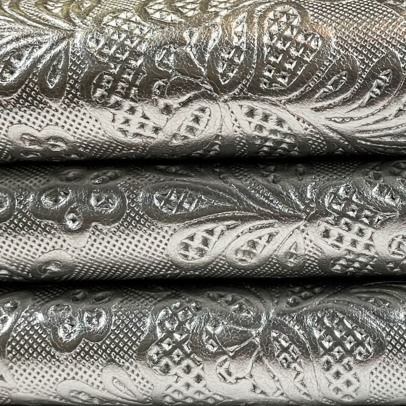 Silver Patent Lambskin Leather With Print 1mm/2.5oz / SILVER FLOWER 1240