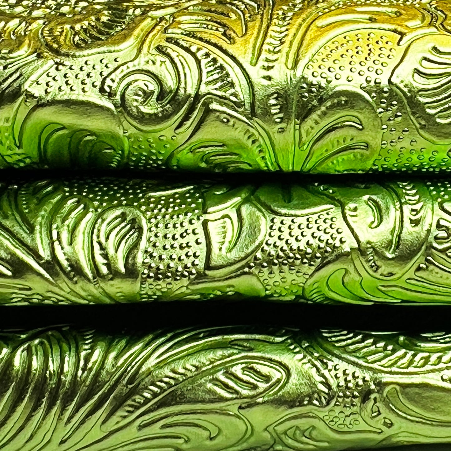 Metallic Green Verde Lambskin 0.7-1mm / 1.75-2.5oz VERDE FLOWER 1510