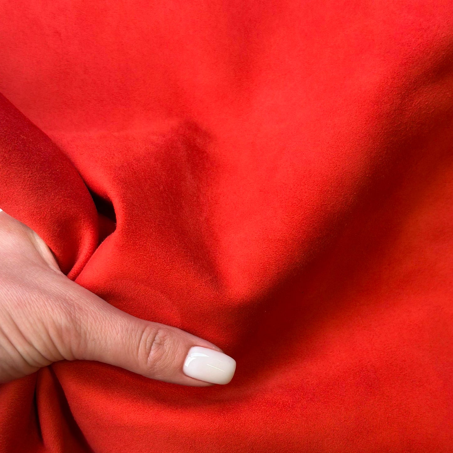Soft Red Lambskin Suede Leather 1.1-1.2mm//2.75-3oz RED SUEDE 1585