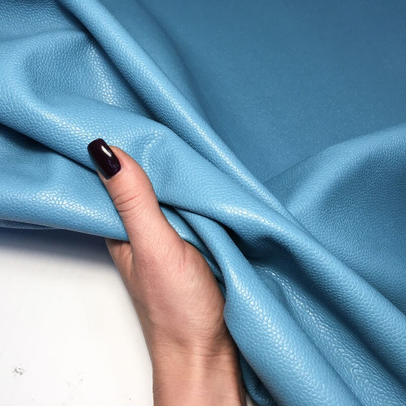 Turquoise Blue Pebbled Lambskin Leather 1.0mm/2.5oz / MAUI BLUE 867
