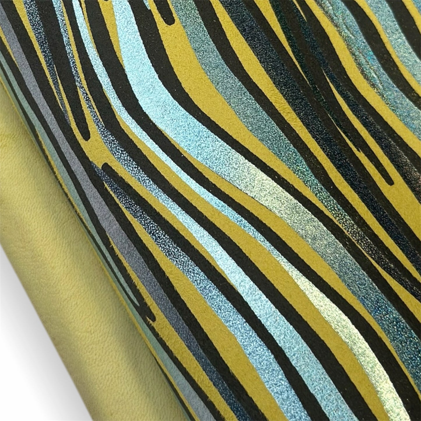 Yellow Suede Lambskin Print 0.9-1mm/2.25-2.5oz YELLOW ZEBRA 1545