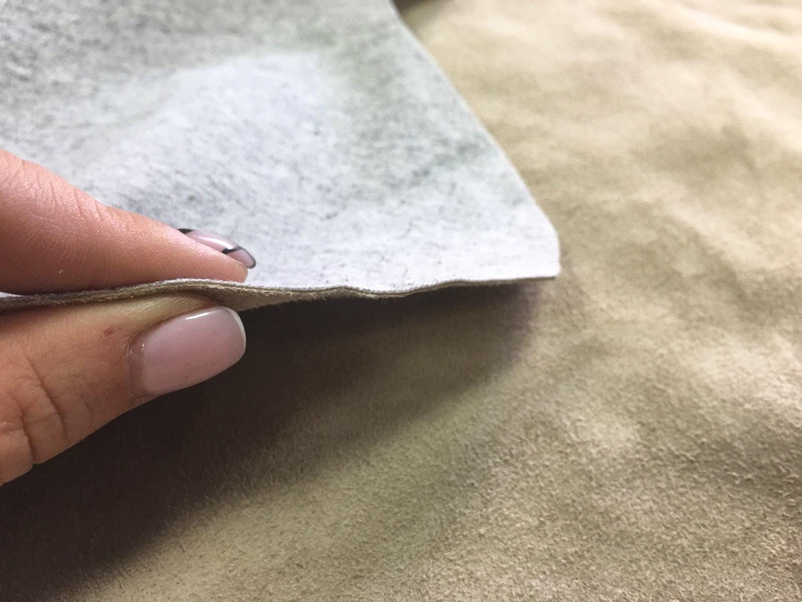 Beige/Brown Suede Stretch Fabric Lambskin 0.9mm/2.25oz / CANDIED GINGER 677