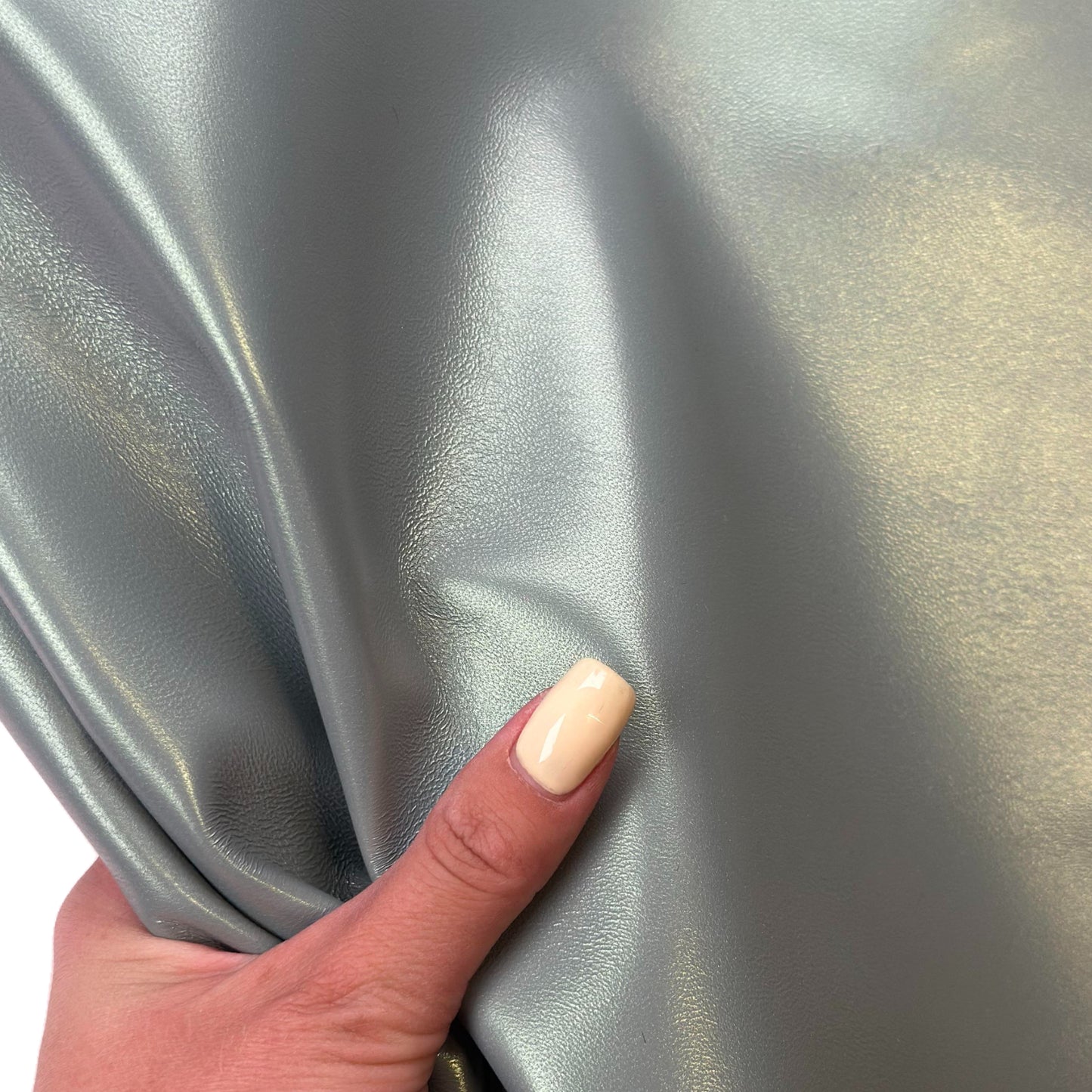Green Perlamtured Lambskin Leather Blue Gray Hue 0.9mm/2.25oz Pearl Mint 1629