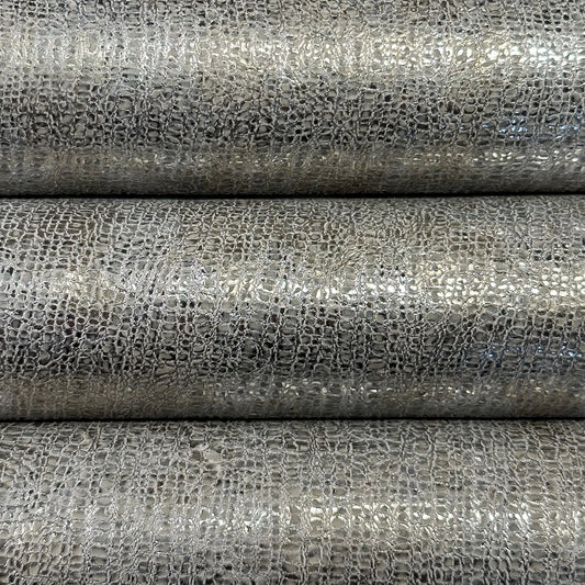 Silver Metallic Lambskin With Texture 1-1.1mm/2.5-2.75oz TEXTURED SILVER 1539