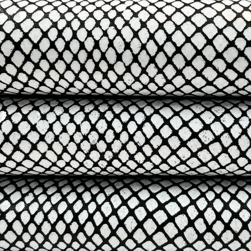 Black & White Reptile Print Lambskin 0.9mm/2.25oz / KING SNAKE 1151