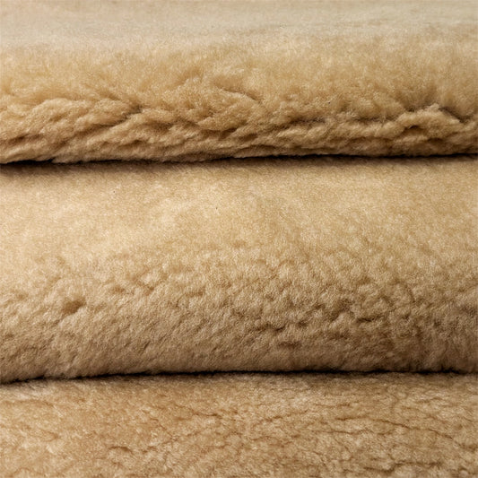 Beige Sherling Genuine Leather 1.4 - 1.6mm//3.5-4oz BEIGE SHEARLING 1584