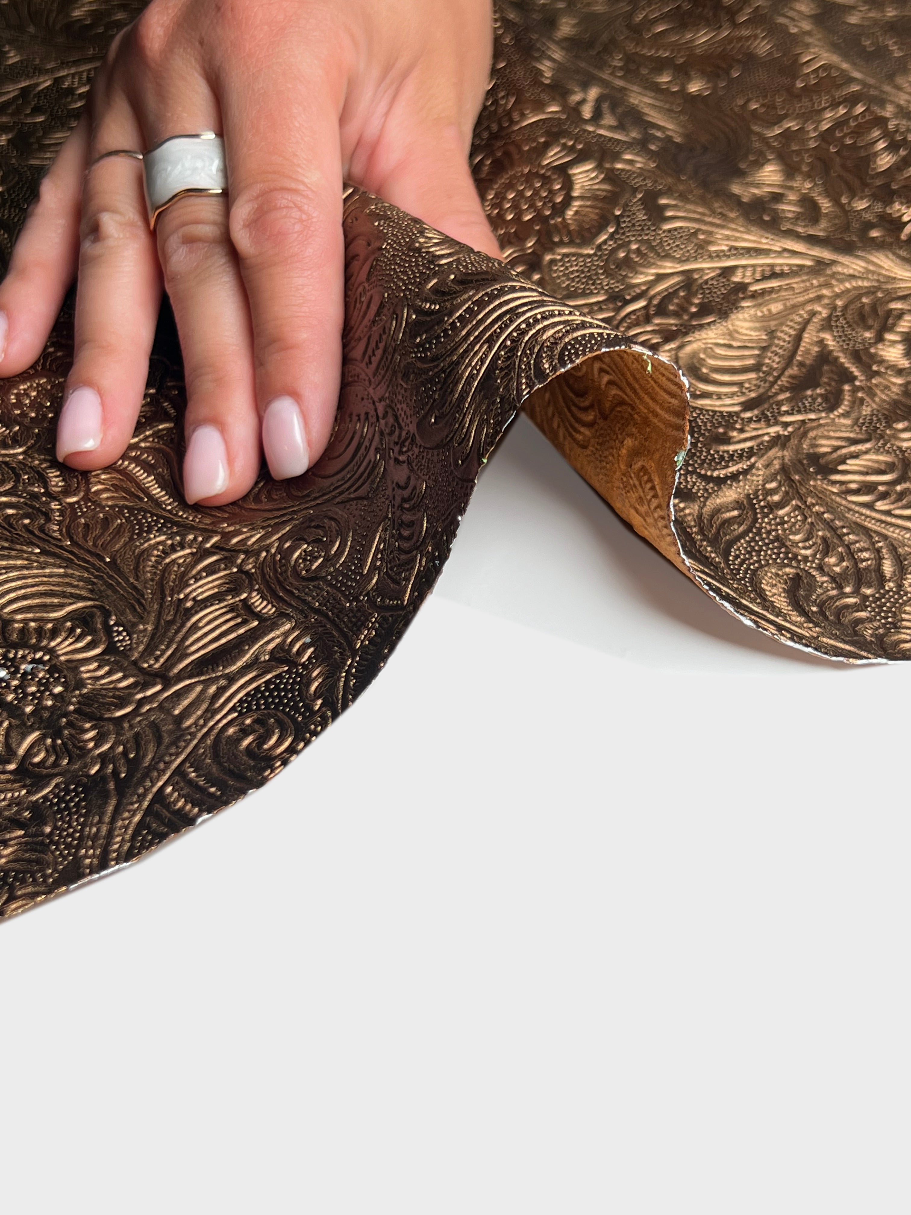 Bronze Metallic Lambskin Hides With Print 0.8mm/2oz BRONZE FLOWERS 1526
