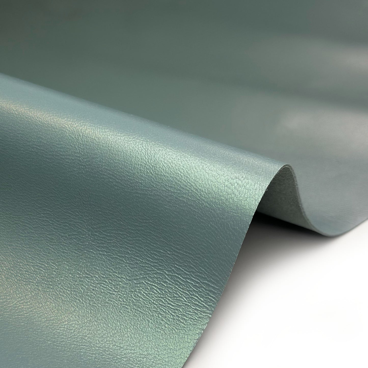 Green Perlamtured Lambskin Leather Blue Gray Hue 0.9mm/2.25oz Pearl Mint 1629
